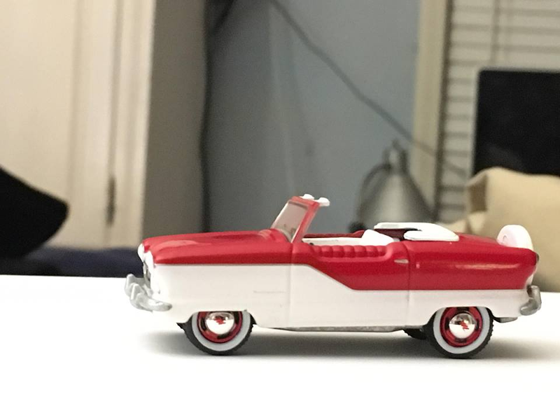 Illustration for article titled The Johnny Lightning Nash Metropolitan is Severely Underappreciated